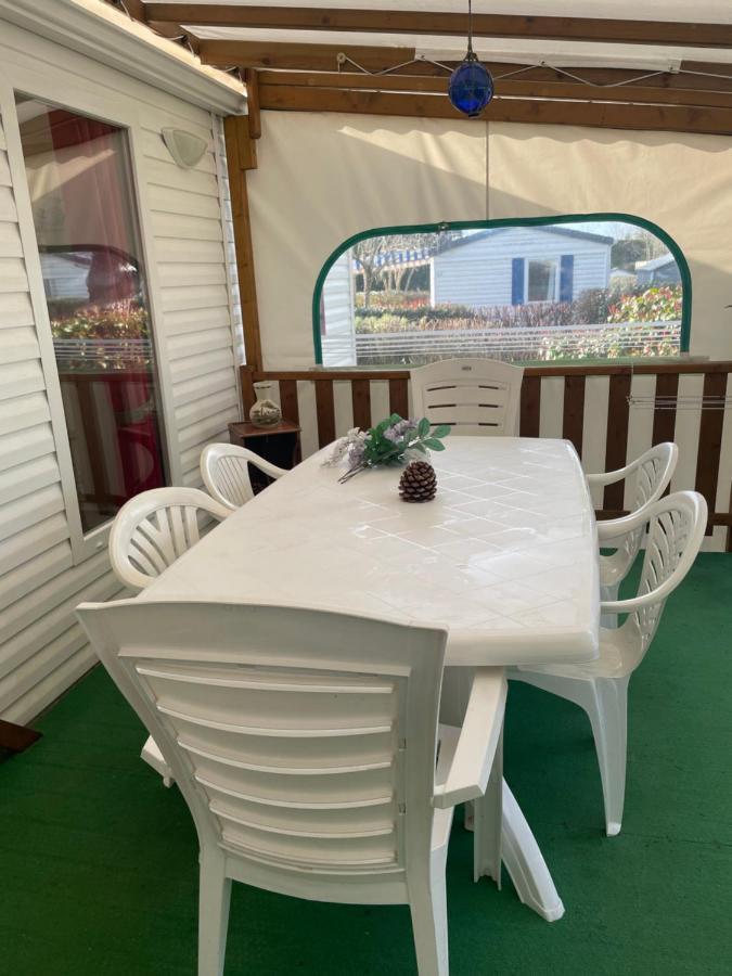 Mobil Home Parfait Etat Sur Camping アルヴェール エクステリア 写真