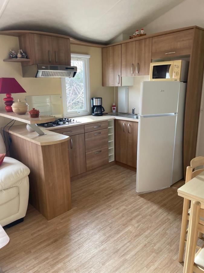 Mobil Home Parfait Etat Sur Camping アルヴェール エクステリア 写真