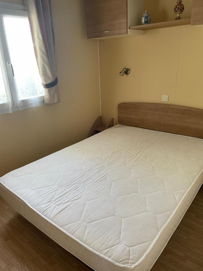 Mobil Home Parfait Etat Sur Camping アルヴェール エクステリア 写真